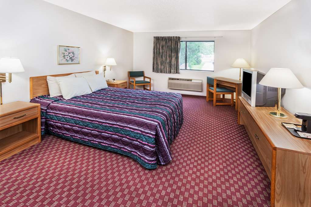 Super 8 By Wyndham Hebron Lowell Area Pokój zdjęcie